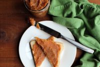 Transform Applesauce into Homemade Apple Butter