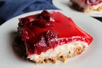 Salty-Sweet Strawberry Pretzel Indulgence