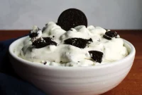 Dreamy 4-Ingredient Oreo Cloud