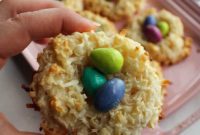 Toasted Coconut Macaroon Nests