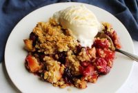 Golden Spiced Apple Cranberry Crisp