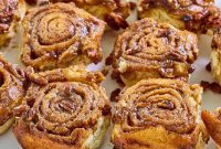 Gooey Caramel Pecan Rolls