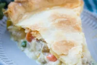 Homestyle Creamy Chicken Pot Pie