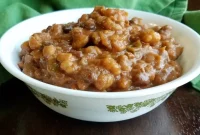 Smoky Slow Cooker Chuckwagon Beans