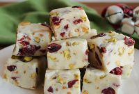 Quick 4 Ingredient Cranberry Pistachio Fudge
