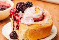 Blackberry Bramble Buns