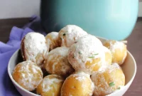 Tangy Sour Cream and Chive Baby Potatoes