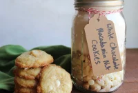 White Chocolate Macadamia Nut Cookie Jar Mix