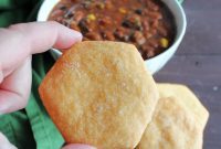 MiMi’s Golden Cheese Crisps