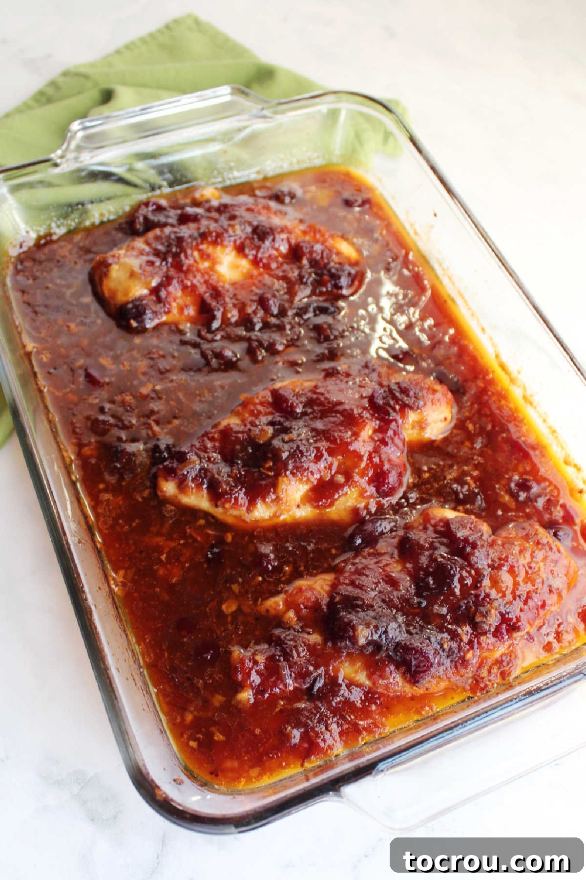 Baked cranberry chicken fresh from the oven.