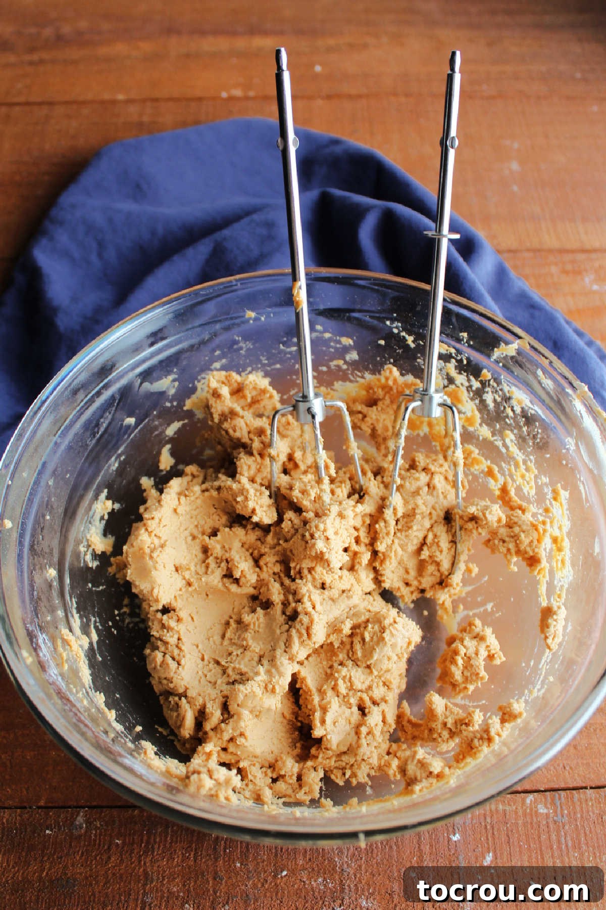 Rice Krispie Crunch Buckeyes 5 Peanut butter and powdered sugar mixture showing thick center.