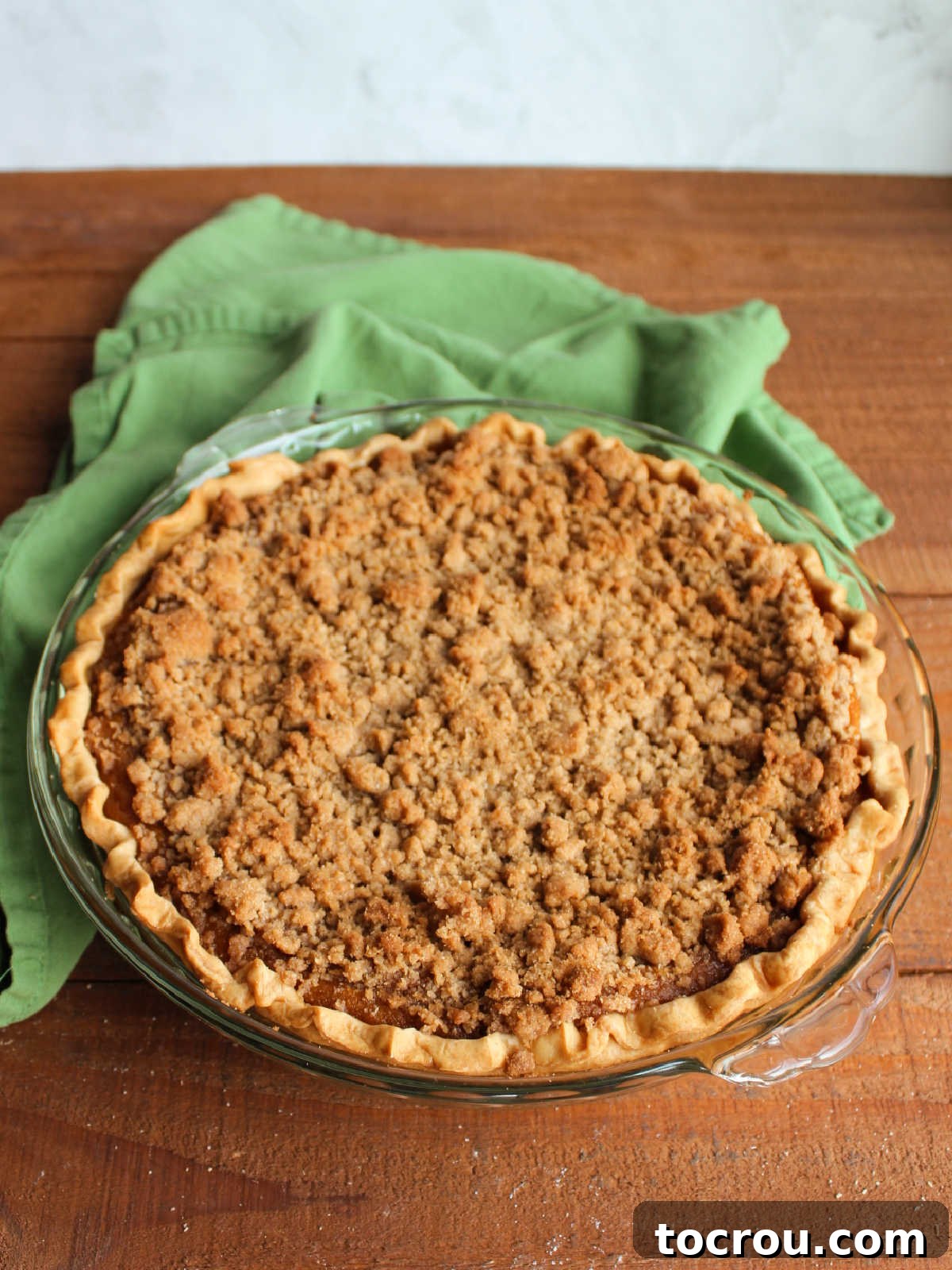 Spiced Carrot Pie with Crunchy Cinnamon Streusel 10 Freshly baked carrot pie with golden brown crust and streusel.